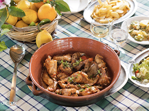 Il piatto tipico di Ischia è Il coniglio all’ischitana